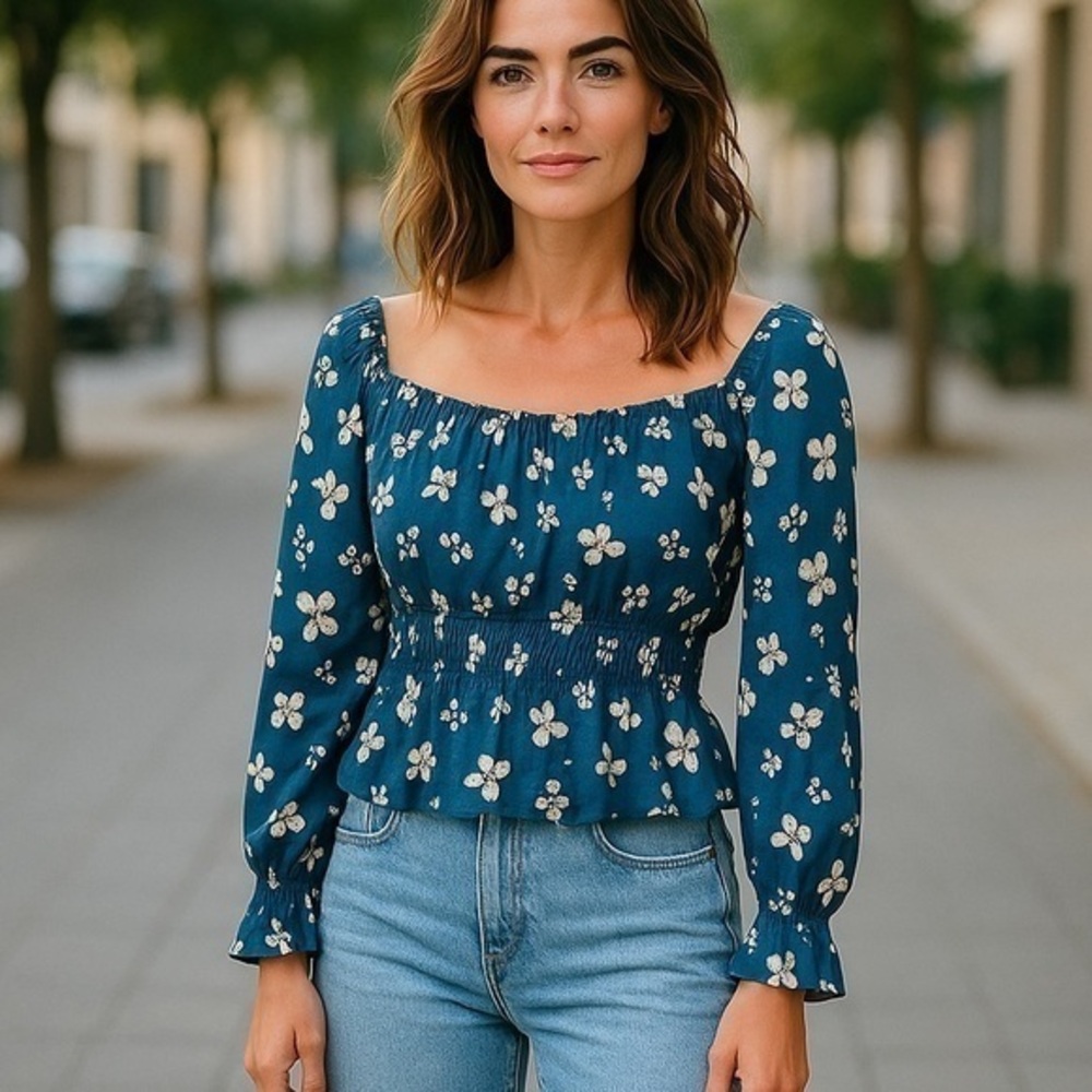 SO Floral Blue Smocked Women's Top